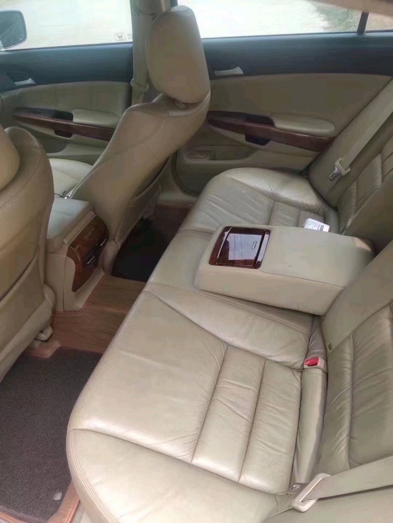 北京12年本田雅阁4