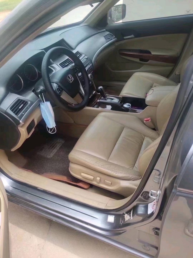 北京12年本田雅阁5