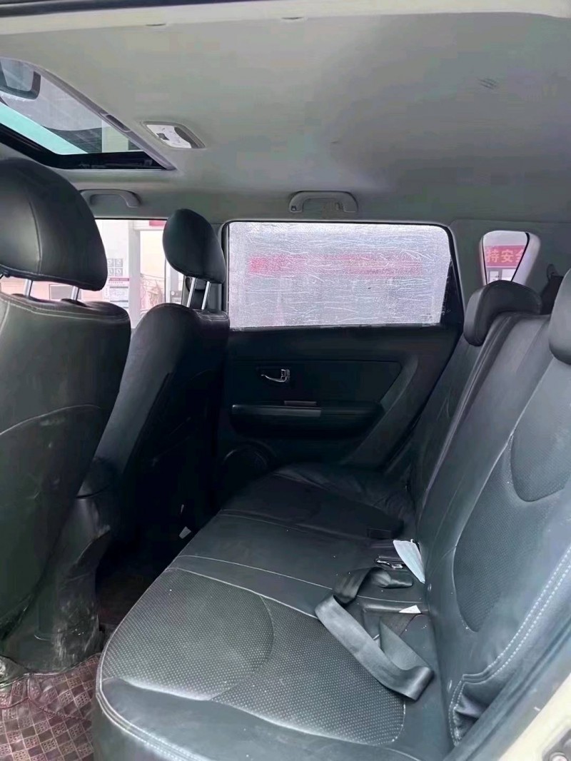 北京14年起亚秀尔8