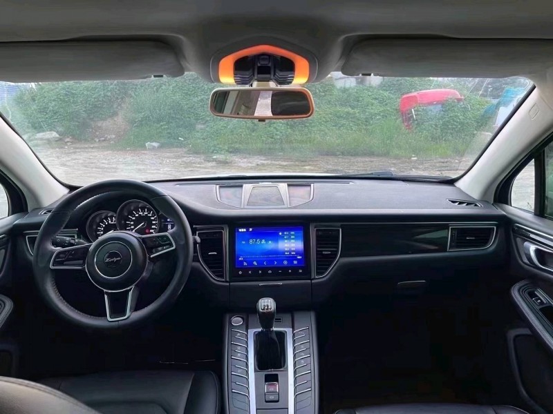 北京17年众泰SR95