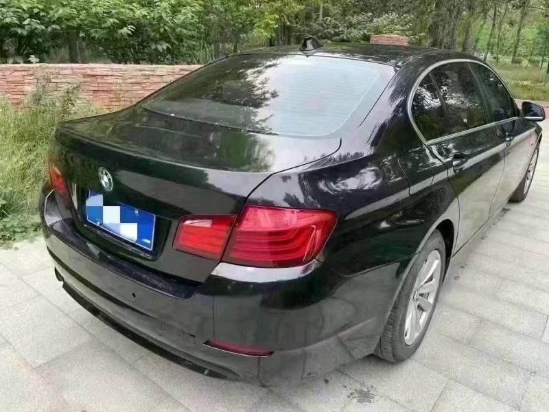 济宁11年宝马5系3