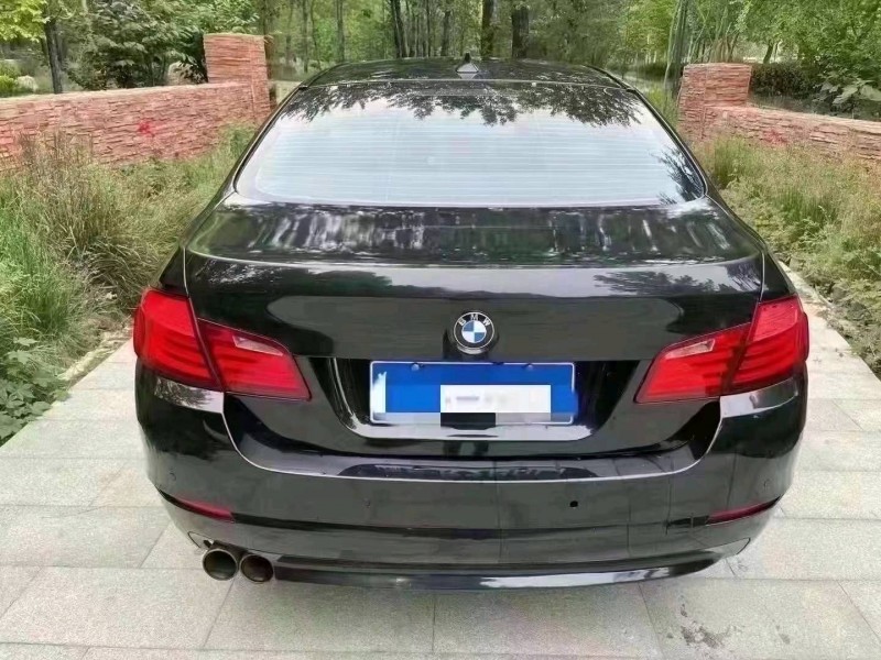 济宁11年宝马5系1