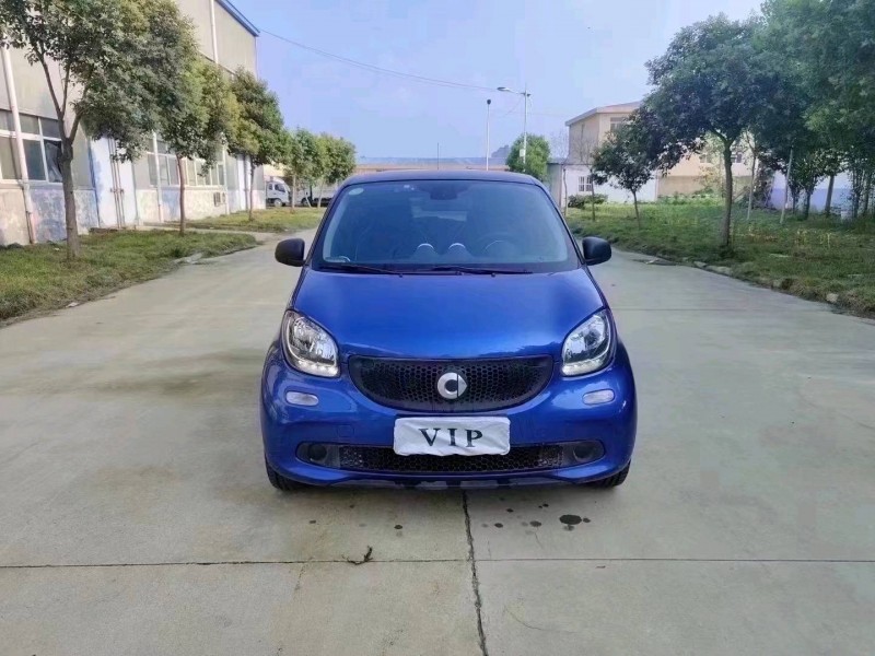 北京18年奔驰smart1