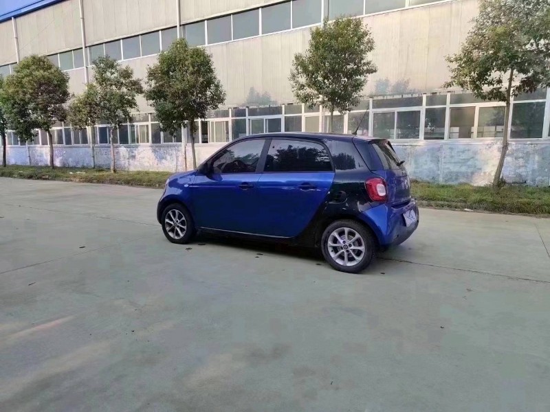 北京18年奔驰smart9