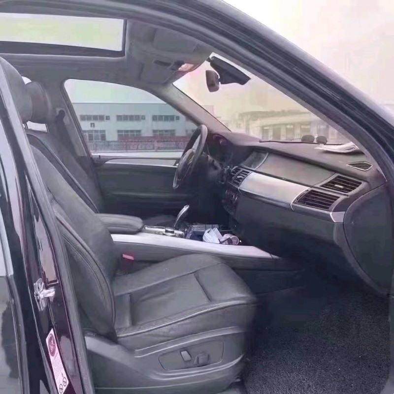 北京11年宝马X58