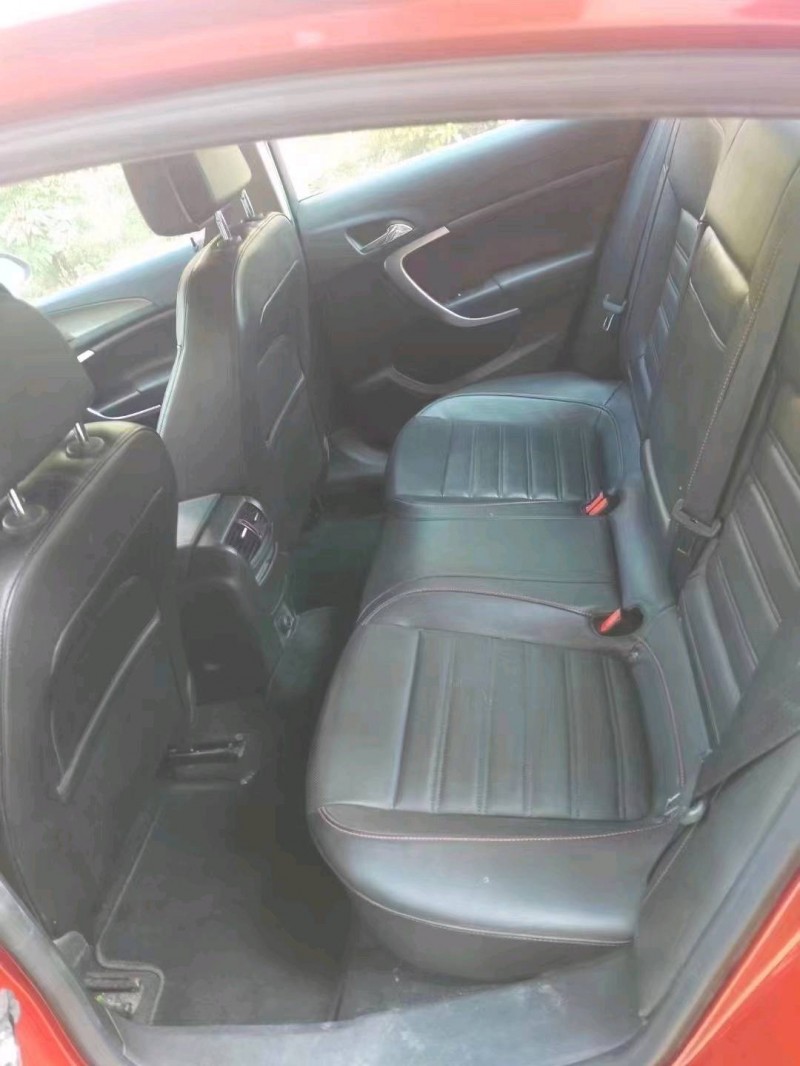 北京10年别克君威4