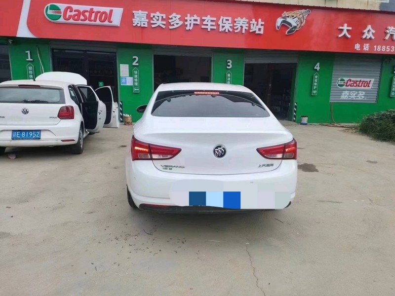 北京18年别克威朗4