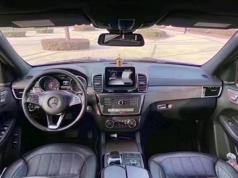 北京19年奔驰GLS5