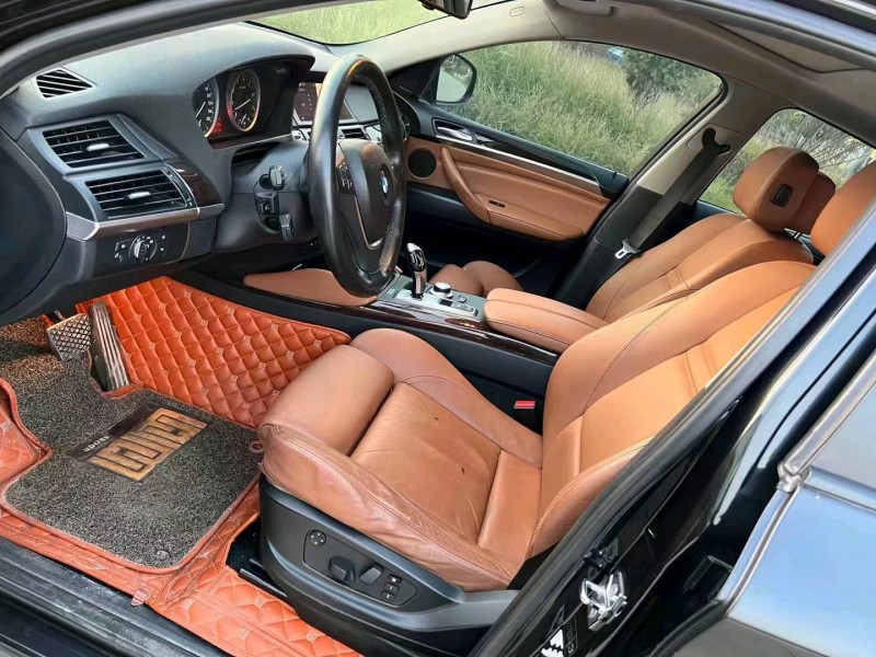 济宁09年宝马X66