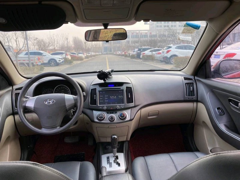 潍坊14年现代悦动4