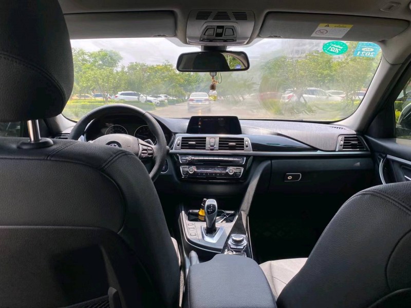 潍坊17年宝马3系4