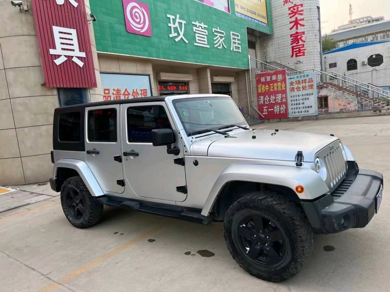 東營10年Jeep牧馬人3