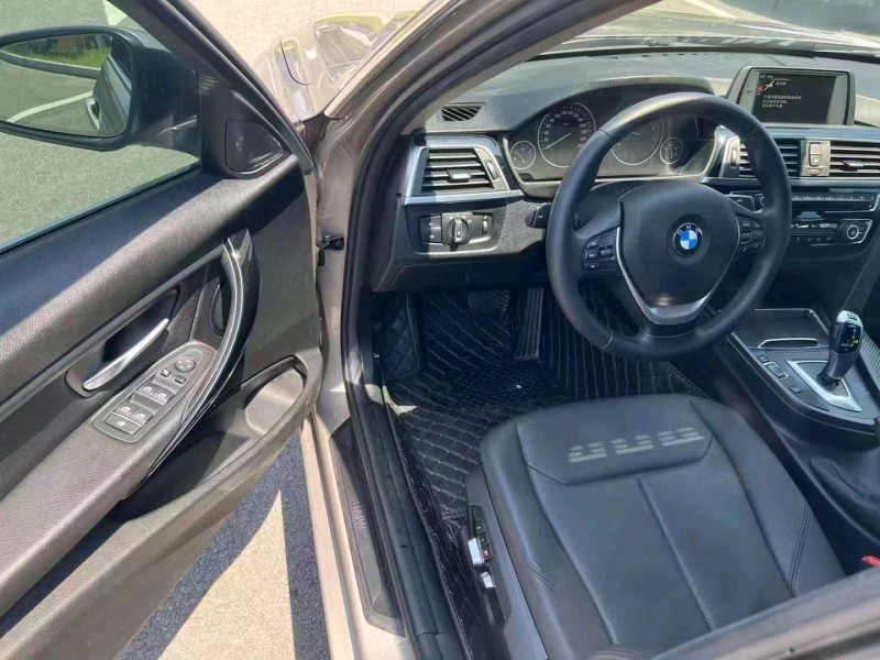 北京17年宝马3系4