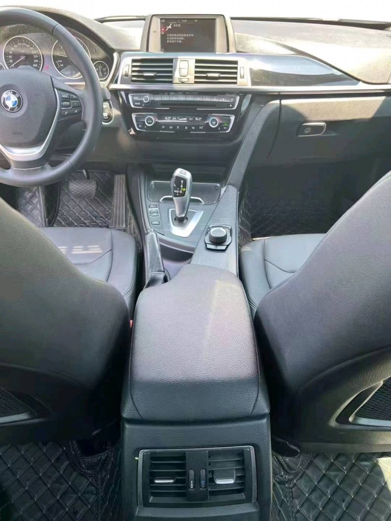 北京17年宝马3系6