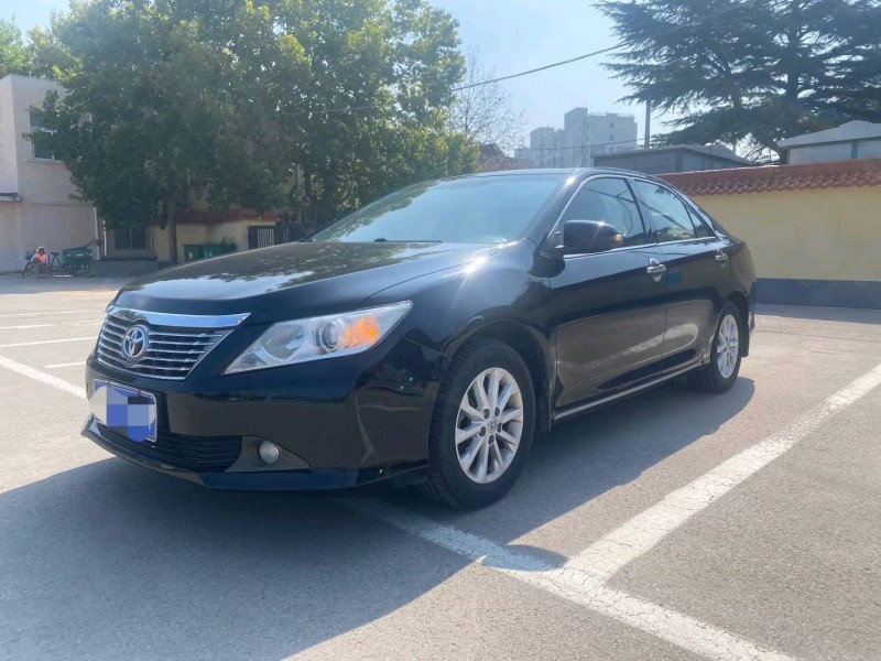 济宁13年丰田凯美瑞6