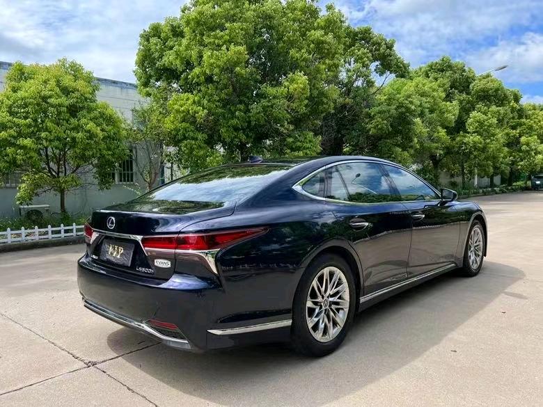 盐城18年雷克萨斯LS8