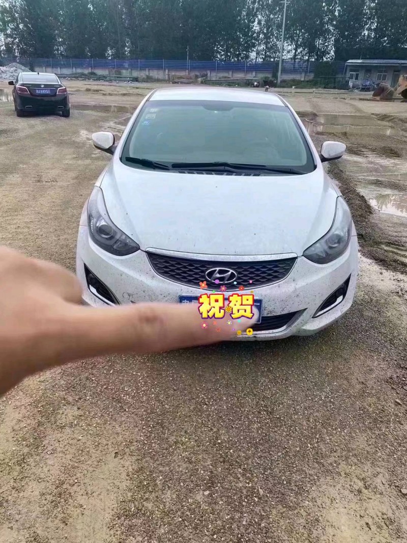 北京16年现代朗动1