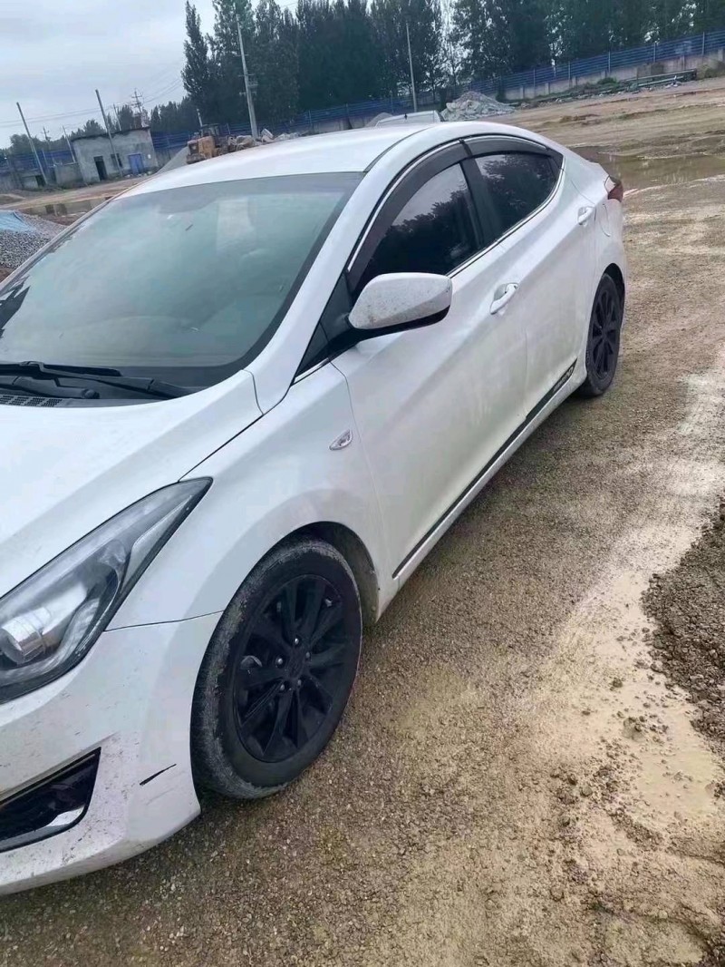 北京16年现代朗动3