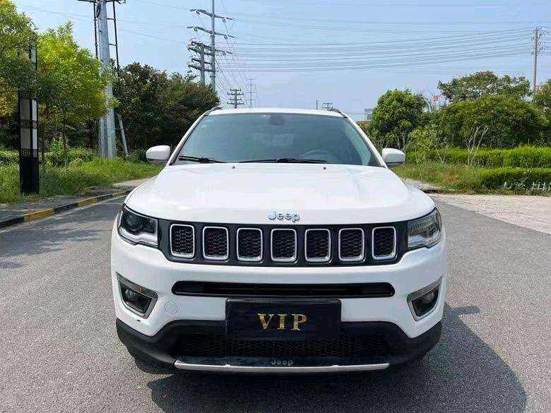 鹽城17年Jeep指南者1
