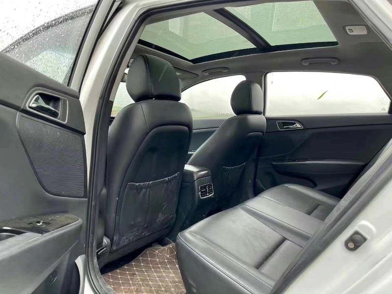 潍坊18年现代名图6