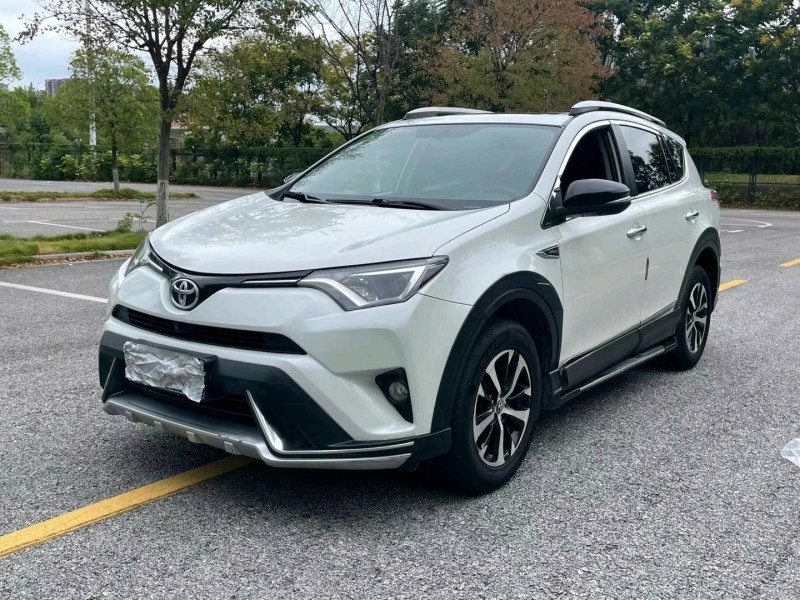 北京18年丰田RAV4荣放6