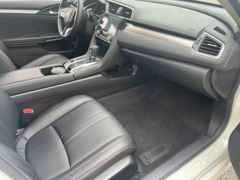 北京16年本田思域5