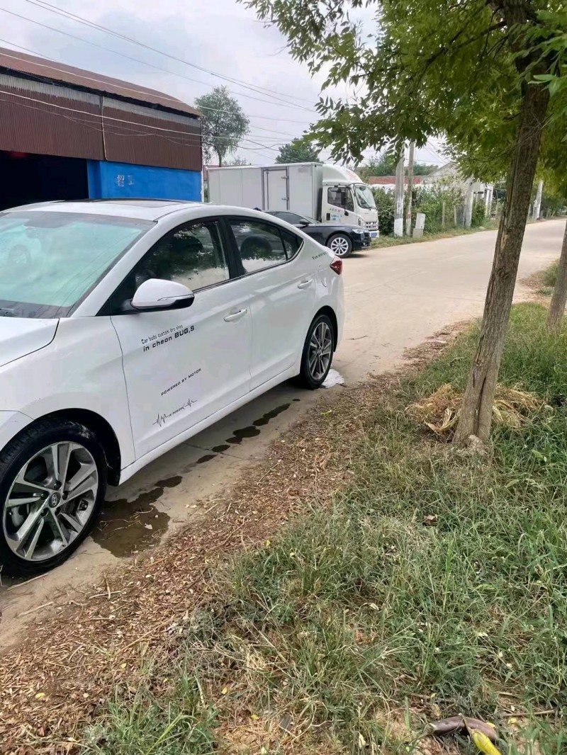 济宁16年现代领动5