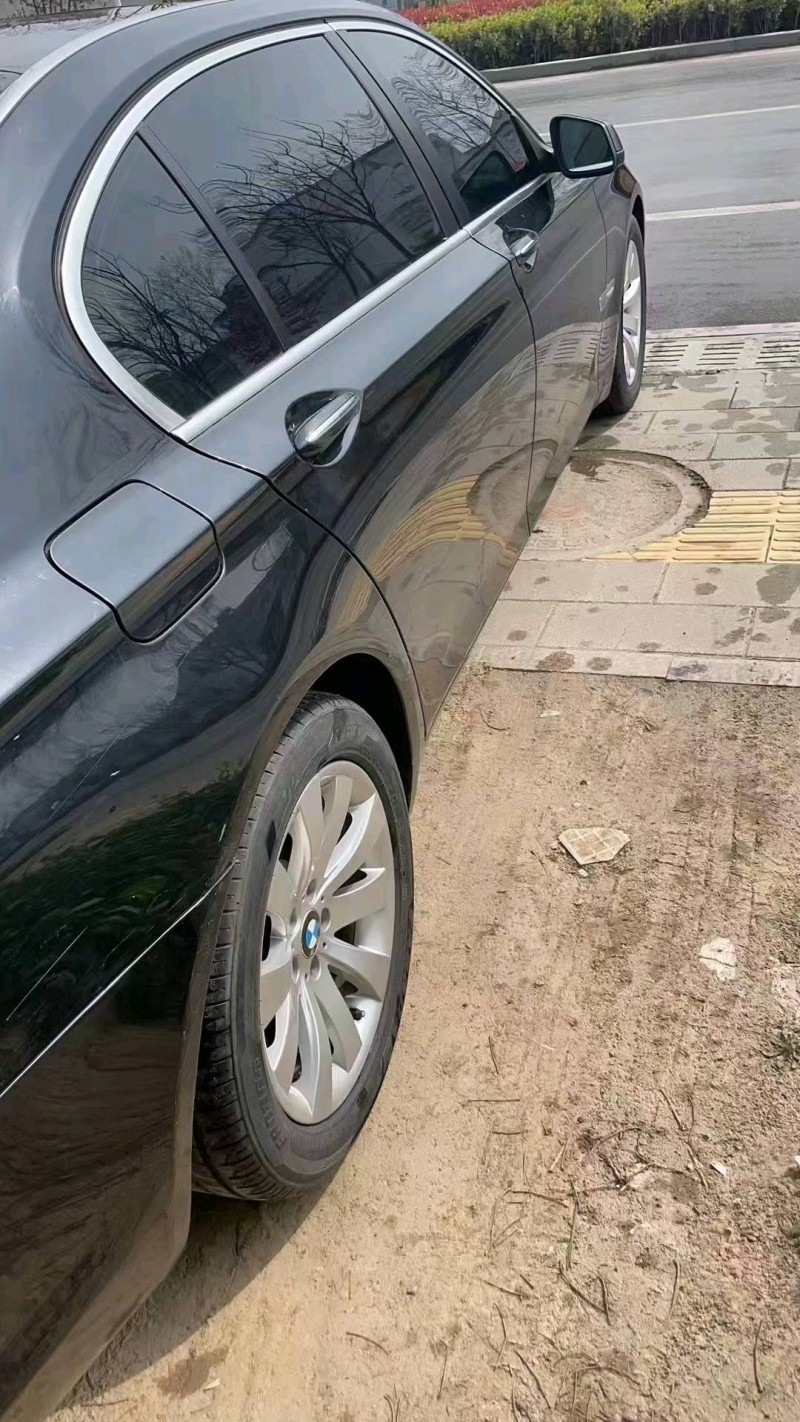 北京11年宝马7系3