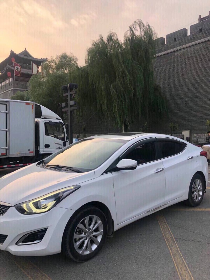 北京16年现代朗动2