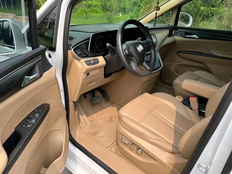 盐城21年别克GL86