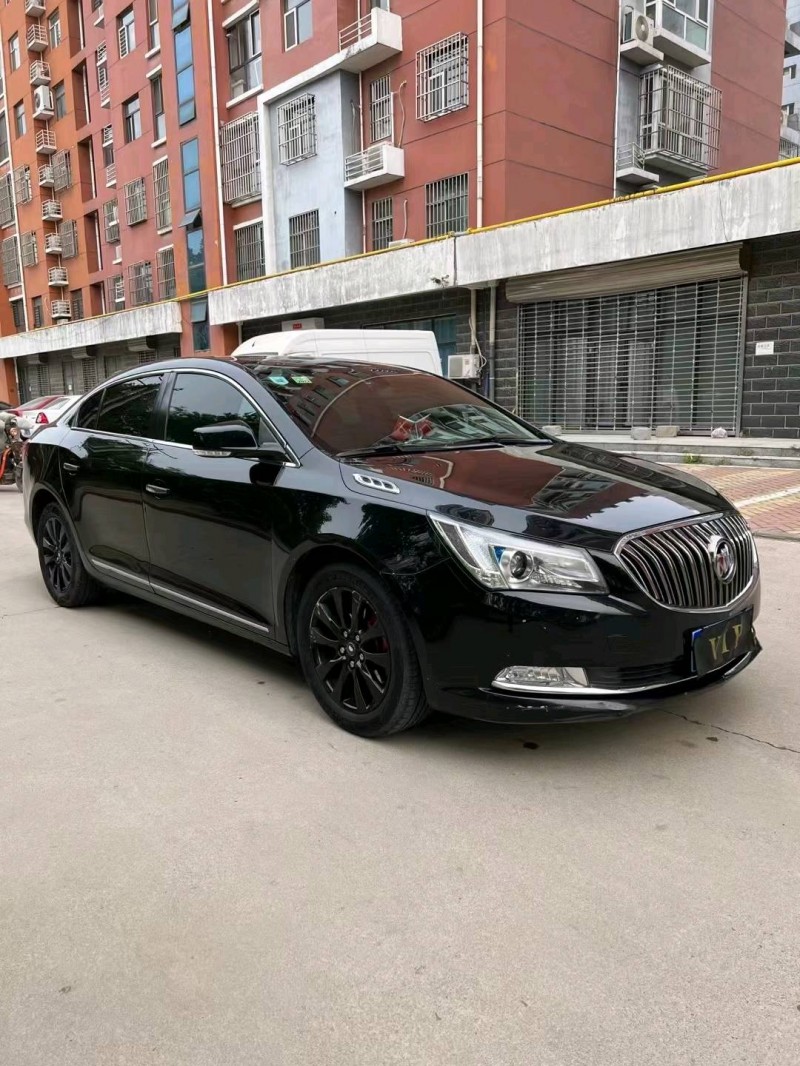 邢台15年别克君越7