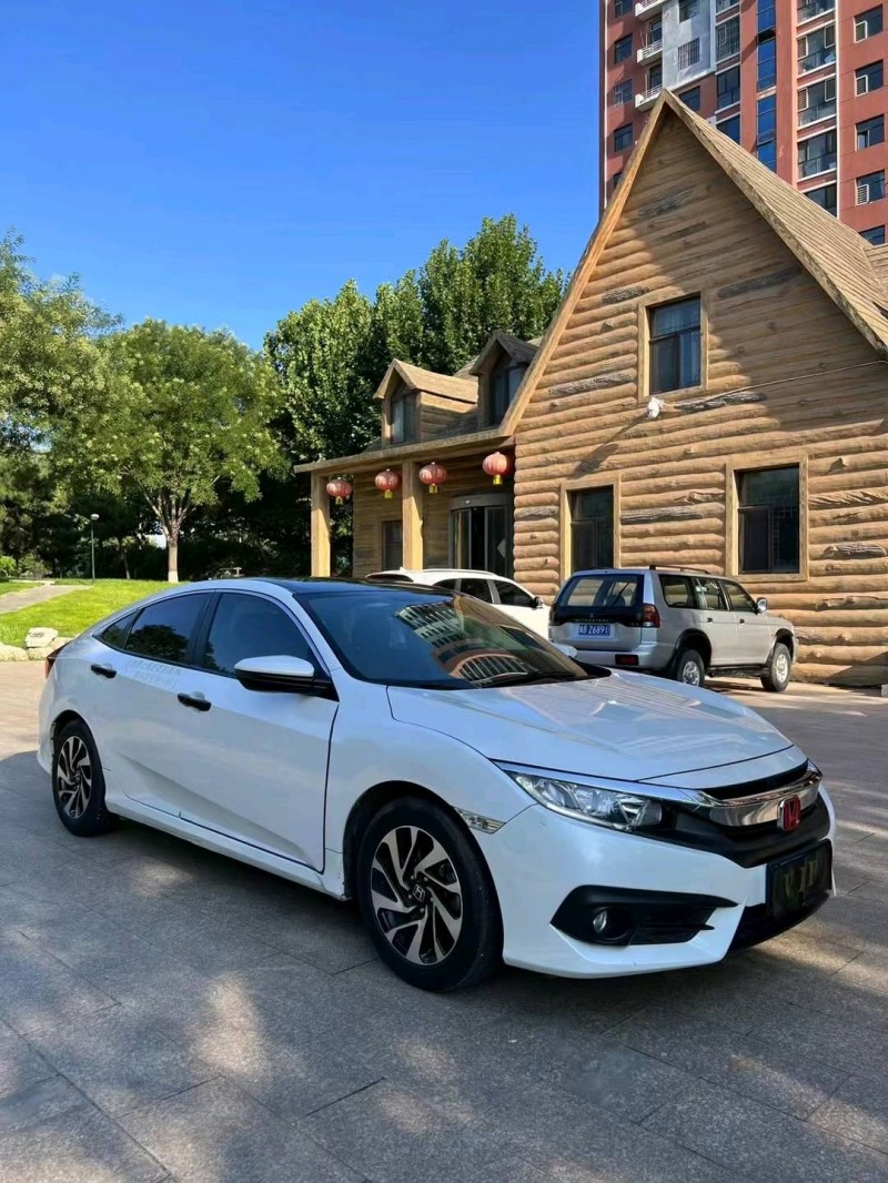 邢台18年本田思域3