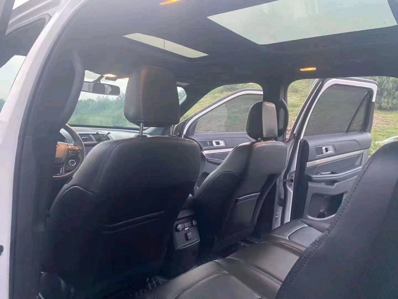 东营18年福特探险者4