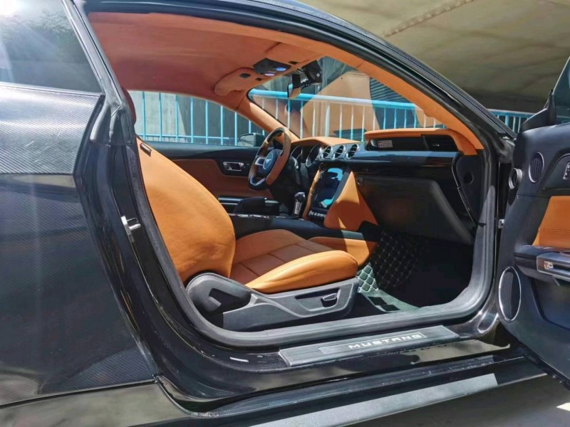 邢台15年福特野马4