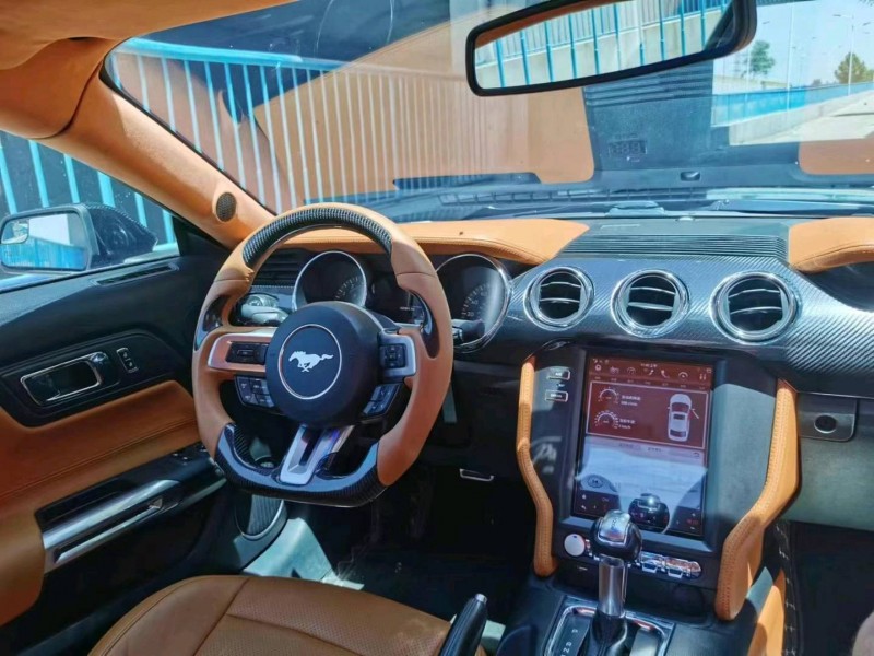 邢台15年福特野马6