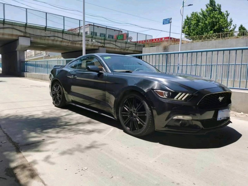 邢台15年福特野马7