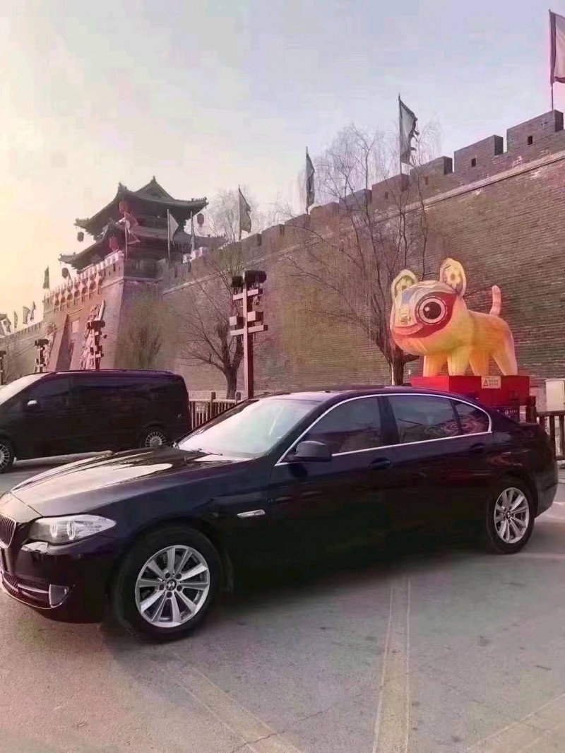 北京13年宝马5系3