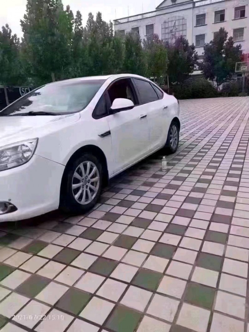 北京14年别克英朗GT1