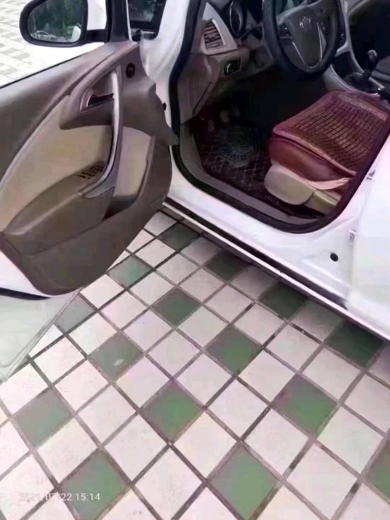 北京14年别克英朗GT7