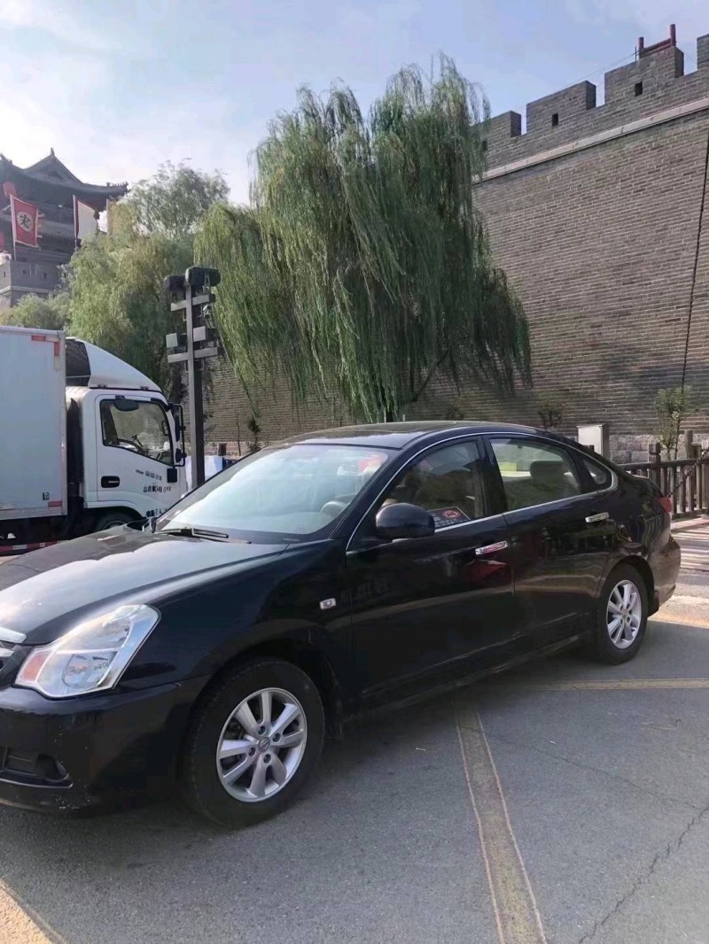 北京13年日产轩逸3