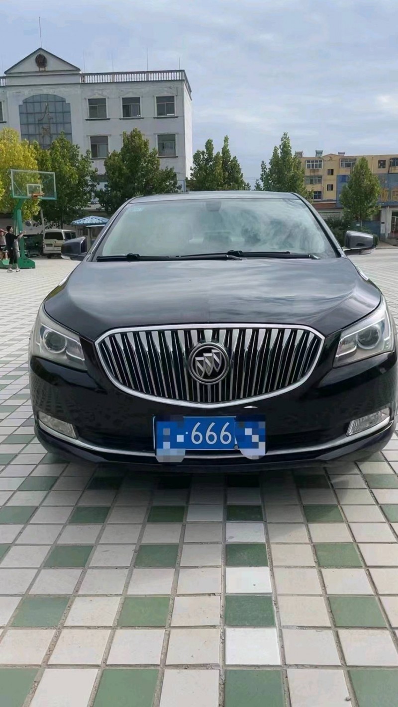 北京15年别克君越1