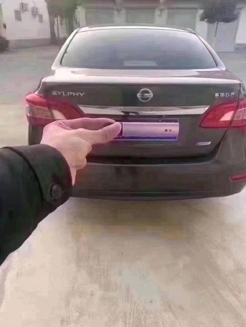 北京13年日产轩逸5