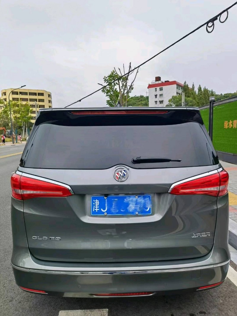 北京17年别克GL83