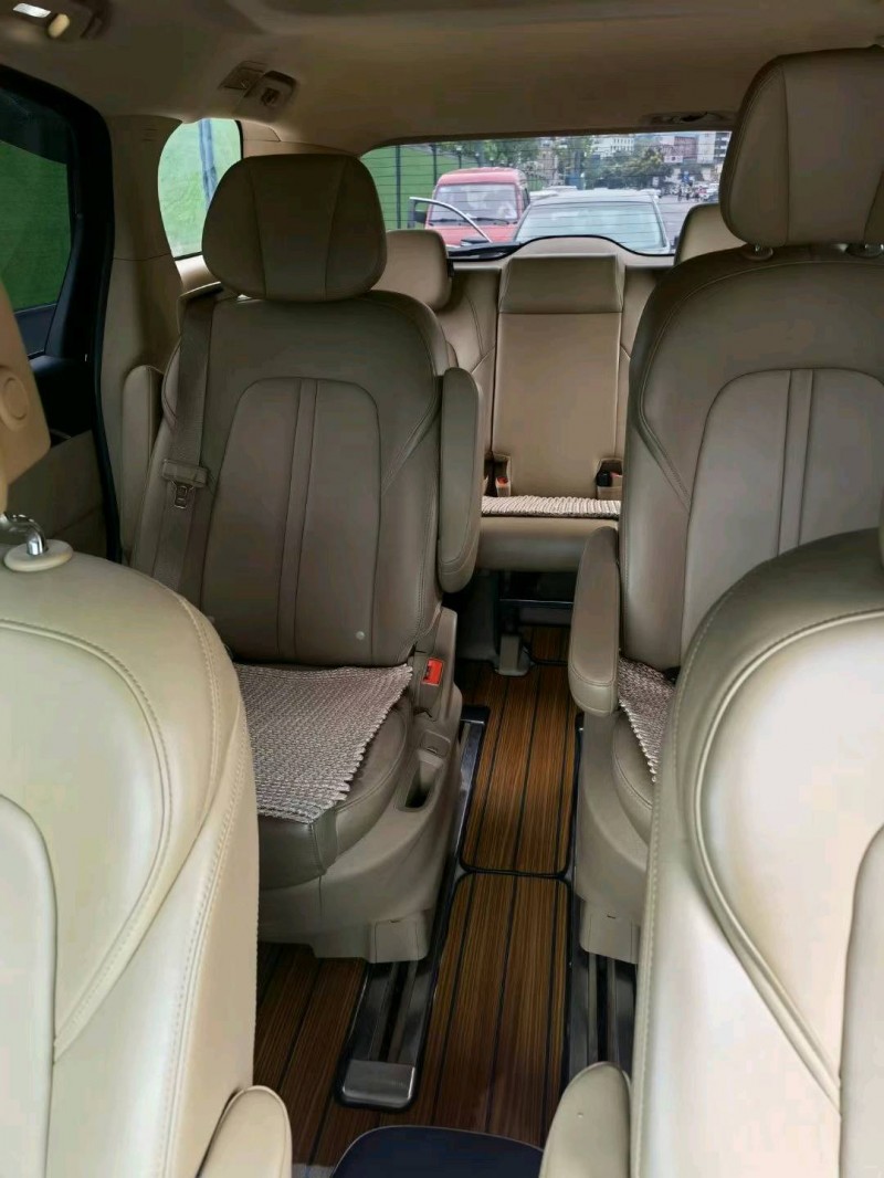 北京17年别克GL85