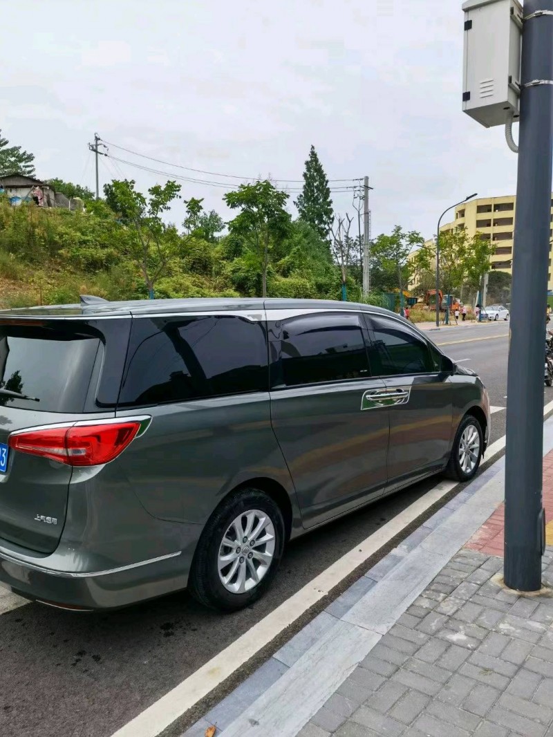 北京17年别克GL89