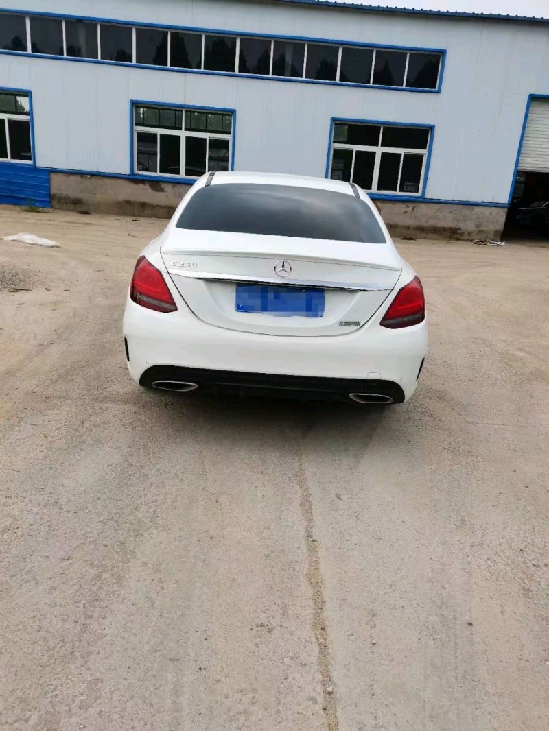 东营19年奔驰C2
