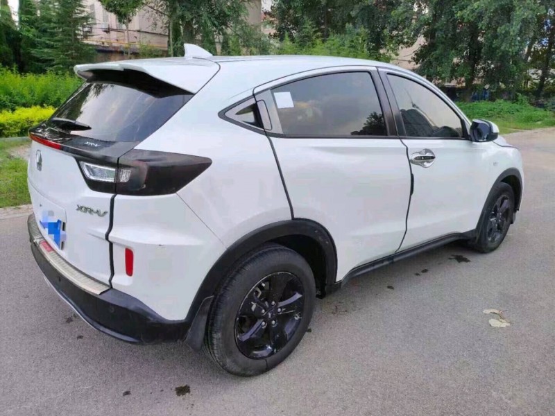 北京17年本田XRV8