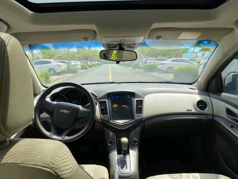 潍坊16年雪佛兰科鲁兹5