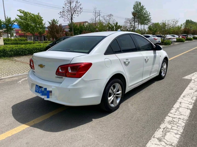 潍坊16年雪佛兰科鲁兹7