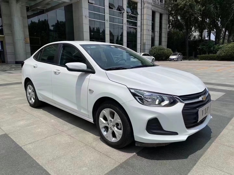 济宁22年雪佛兰科沃兹4